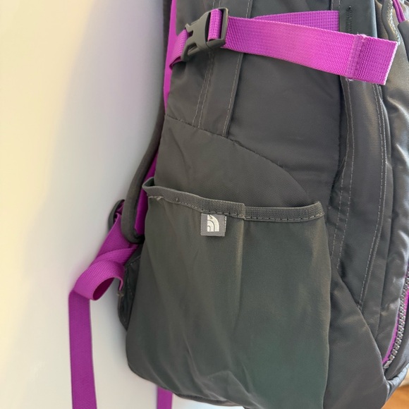 ⭐The North Face Surge II Backpack⭐ - Picture 6 of 11